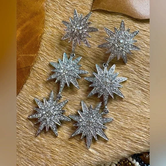 BRIDAL👰 CRYSTAL 🌟 STARBURST Earrings PAGEANT 👸 SWAROVSKI - Picture 1 of 9